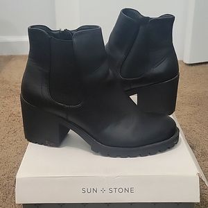 Sun & Stone, 8.5 Black